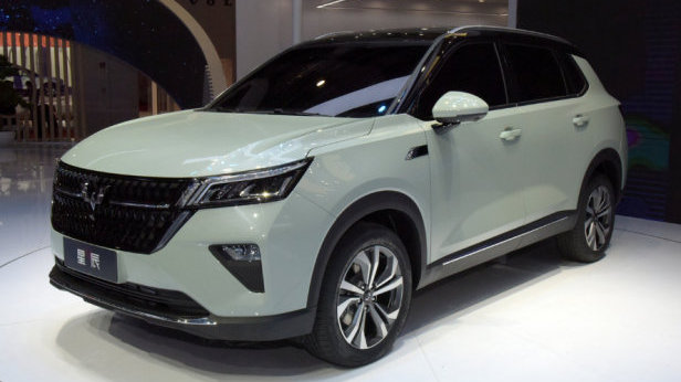 谁才是高颜值入门级SUV？五菱星辰对比启辰大V