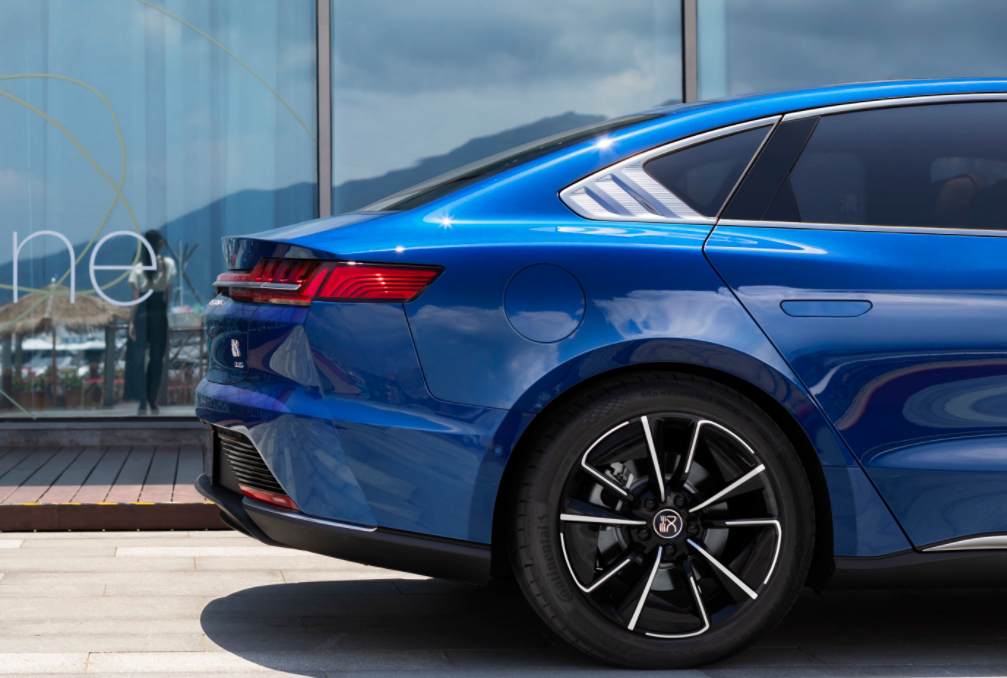 20-30万元,这3款热门纯电轿车怎么选?