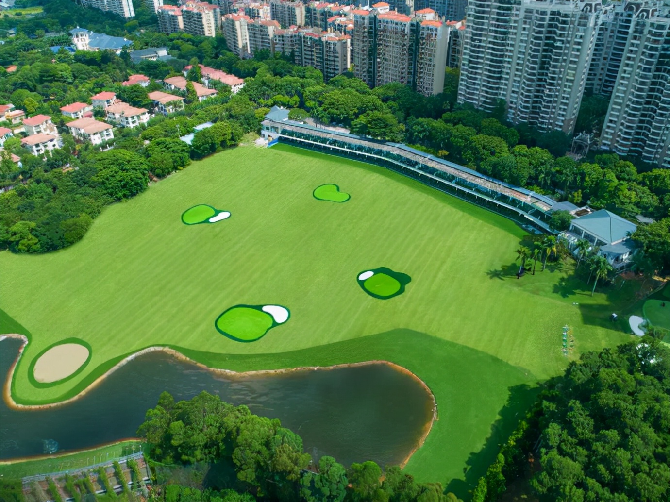 4000㎡的小黑室内高尔夫球馆，就在上海！-深圳市如歌科技有限公司