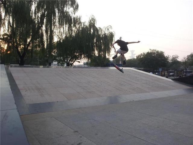 冬残奥会芬兰运动员马蒂赛拉宁:一场回到“老家”的雪地探险休闲区蓝鸢梦想 - Www.slyday.coM 冬残奥会芬兰运动员马蒂赛拉宁:一场回到“老家”的雪地探险休闲区蓝鸢梦想 - Www.slyday.coM