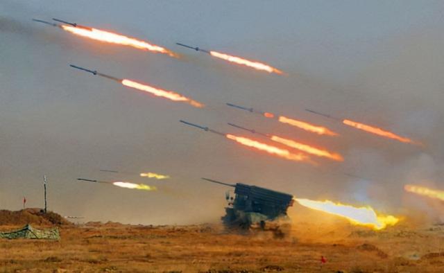 英国女王卫队士兵,赴乌作战!号称阿富汗老兵,却被俄军火力吓到休闲区蓝鸢梦想 - Www.slyday.coM 英国女王卫队士兵,赴乌作战!号称阿富汗老兵,却被俄军火力吓到休闲区蓝鸢梦想 - Www.slyday.coM