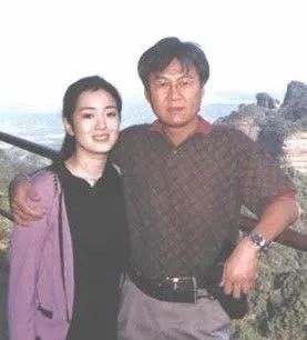 1995年，张艺谋将巩俐捉人在床，随后巩俐转身怒嫁<a href=