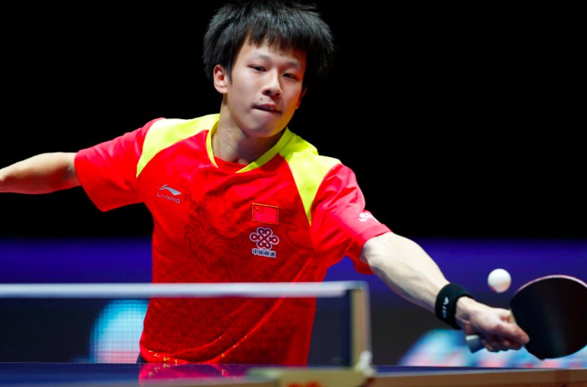 开赛第1大冷门，国乒世界冠军0-3输<a href=