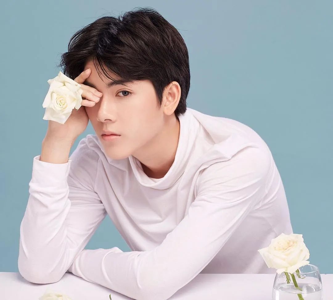 颜值太高，直接C位！泰国男孩在<a href=