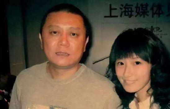 “抛妻弃女”，死后要把财产留给徐静蕾的王朔，65岁苍老像80岁