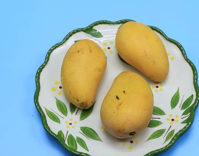 清明前后,这3种水果尽量不要买,水果贩子:自己从来都不吃休闲区蓝鸢梦想 - Www.slyday.coM 清明前后,这3种水果尽量不要买,水果贩子:自己从来都不吃休闲区蓝鸢梦想 - Www.slyday.coM