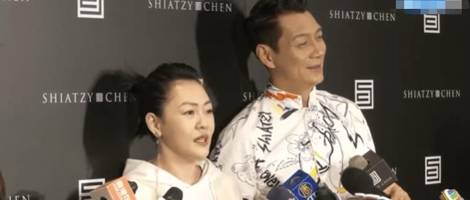 大S闪婚第7天,小S现身揭露家里情况,称姐姐不会去<a href=