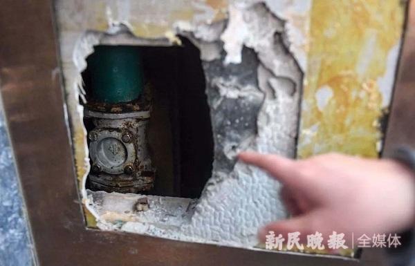 汤臣一品9500万住宅屡遭粪水漫灌休闲区蓝鸢梦想 - Www.slyday.coM 汤臣一品9500万住宅屡遭粪水漫灌休闲区蓝鸢梦想 - Www.slyday.coM