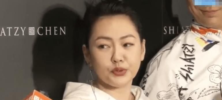 大S闪婚第7天,小S现身揭露家里情况,称姐姐不会去<a href=