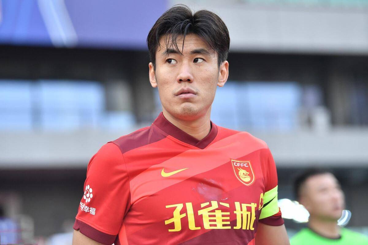 中超4消息！河北或效仿广州，蒿俊闵离开武汉，孙准浩落选<a href=