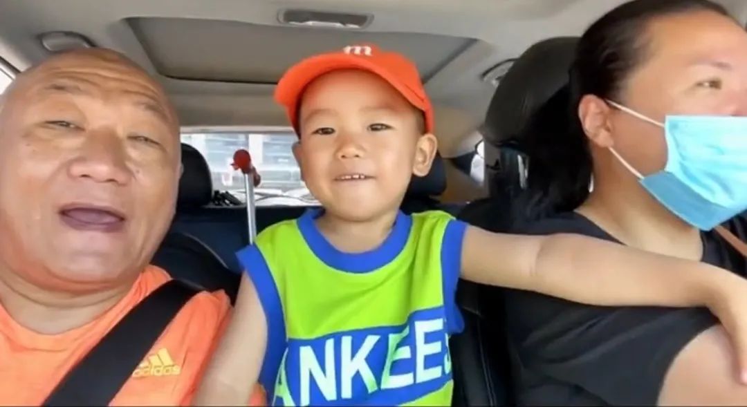 曾经当红，如今落魄的6位歌手现状，住桥洞，被封杀，发福隐退