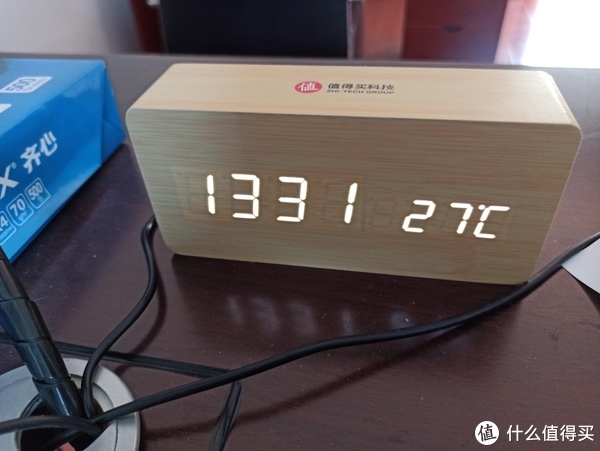 新季节新摆件,对着它说了很多中文关键词,差点让我误会有语音控制功能的值得买木纹时间显示器。休闲区蓝鸢梦想 - Www.slyday.coM 新季节新摆件,对着它说了很多中文关键词,差点让我误会有语音控制功能的值得买木纹时间显示器。休闲区蓝鸢梦想 - Www.slyday.coM