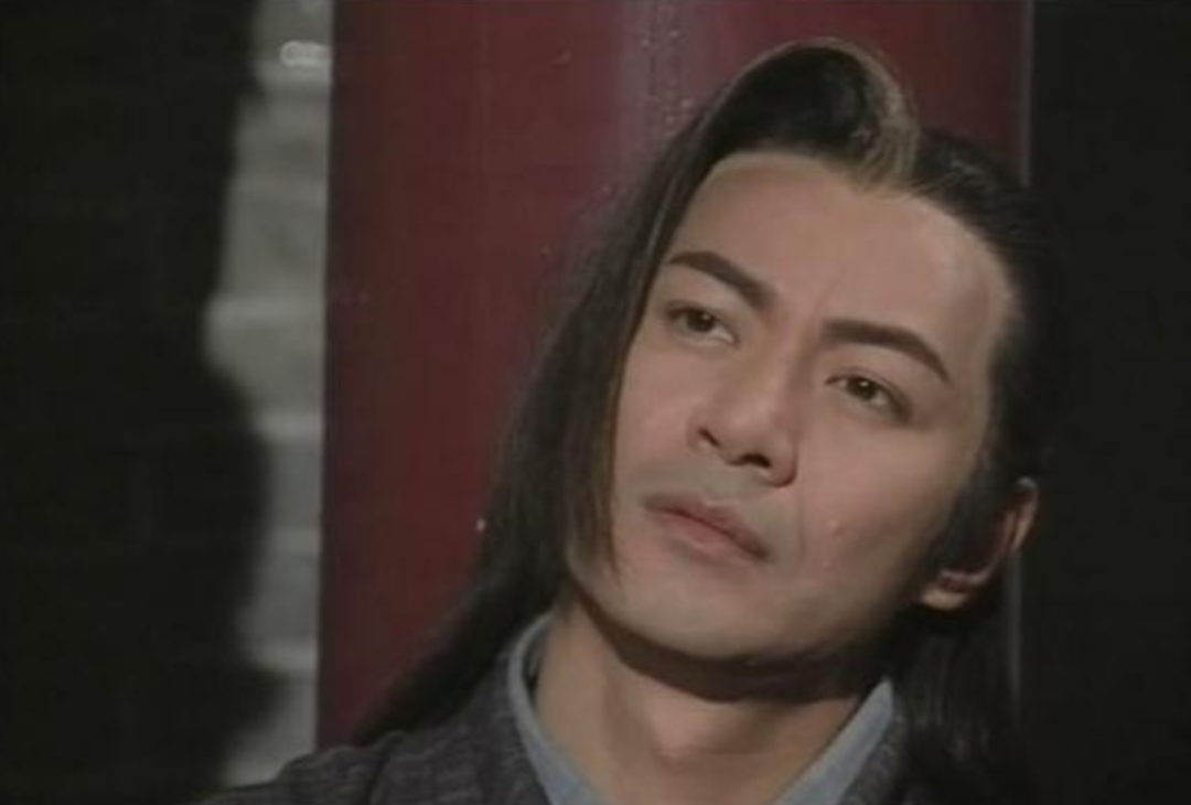 “TVB御用皇帝”：婚内出轨、跟富婆暧昧，为了捞金脸面丢尽