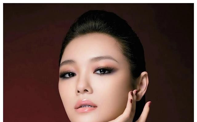 大s官宣结婚,对方还是<a href=