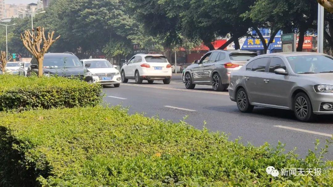 油价“六连涨”,95号汽油将迎“9时代”!乐山人这么看……休闲区蓝鸢梦想 - Www.slyday.coM 油价“六连涨”,95号汽油将迎“9时代”!乐山人这么看……休闲区蓝鸢梦想 - Www.slyday.coM