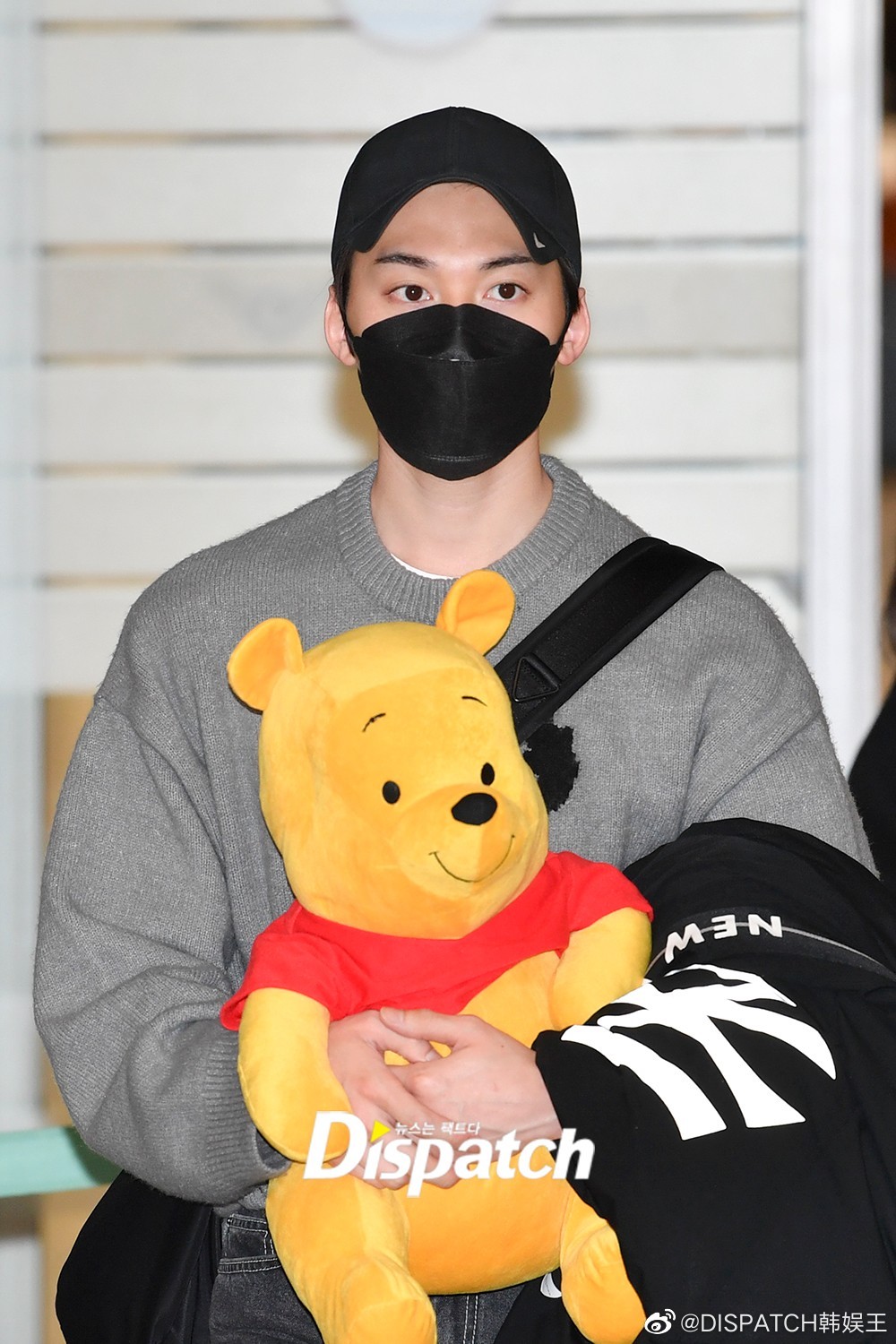 17日， 成员RAVN、 结束海外日程，经仁川机场返回<a href=