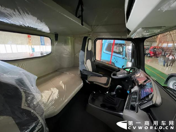 极致轻量化+黄金动力 高油价下大运V7重卡迎来机遇?休闲区蓝鸢梦想 - Www.slyday.coM 极致轻量化+黄金动力 高油价下大运V7重卡迎来机遇?休闲区蓝鸢梦想 - Www.slyday.coM