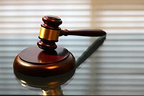 上海一玩家玩“密室逃脱”伤成十级伤残!法院判了休闲区蓝鸢梦想 - Www.slyday.coM 上海一玩家玩“密室逃脱”伤成十级伤残!法院判了休闲区蓝鸢梦想 - Www.slyday.coM