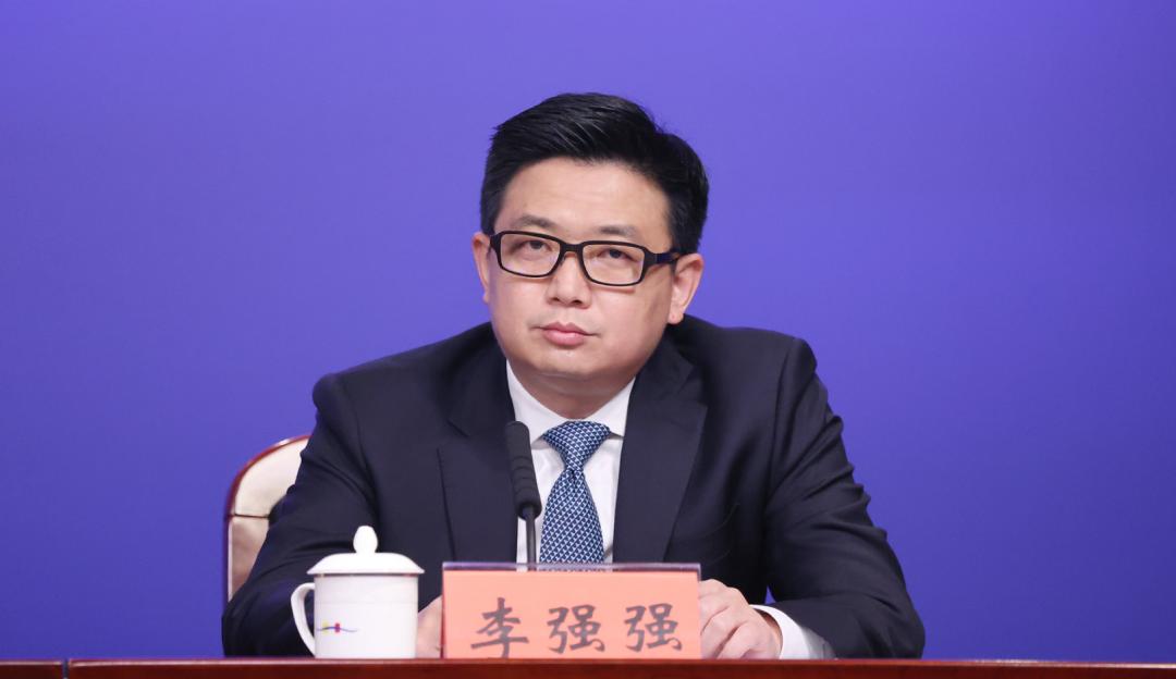 权威发布|深圳疫情防控最新情况,请看3月19日新闻发布会实录休闲区蓝鸢梦想 - Www.slyday.coM 权威发布|深圳疫情防控最新情况,请看3月19日新闻发布会实录休闲区蓝鸢梦想 - Www.slyday.coM