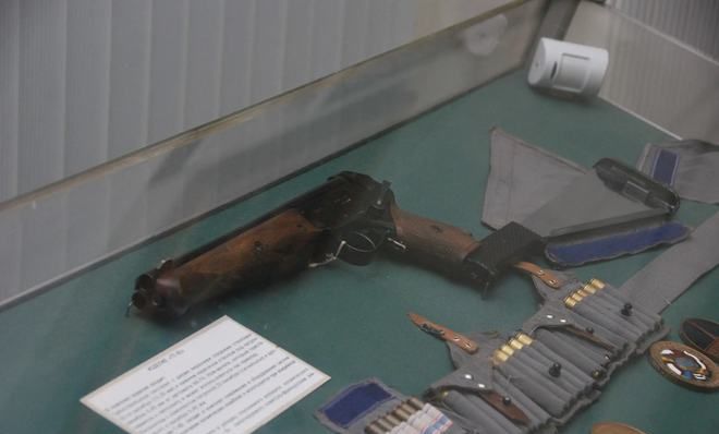 俄3名宇航员登上空间站会携带枪支吗？为啥<a href=