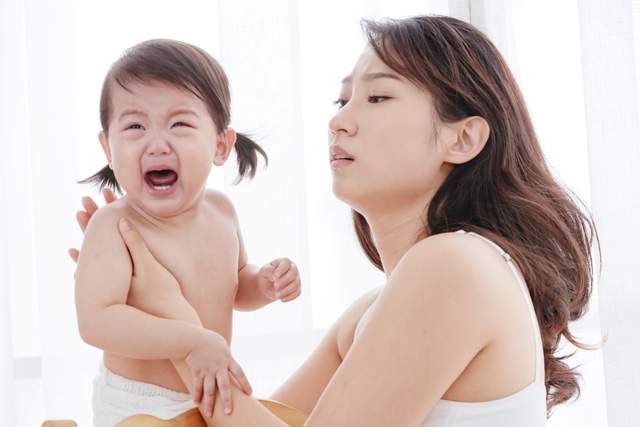 医生最怕看到这个颜色的便便，严重时会威胁宝宝生命