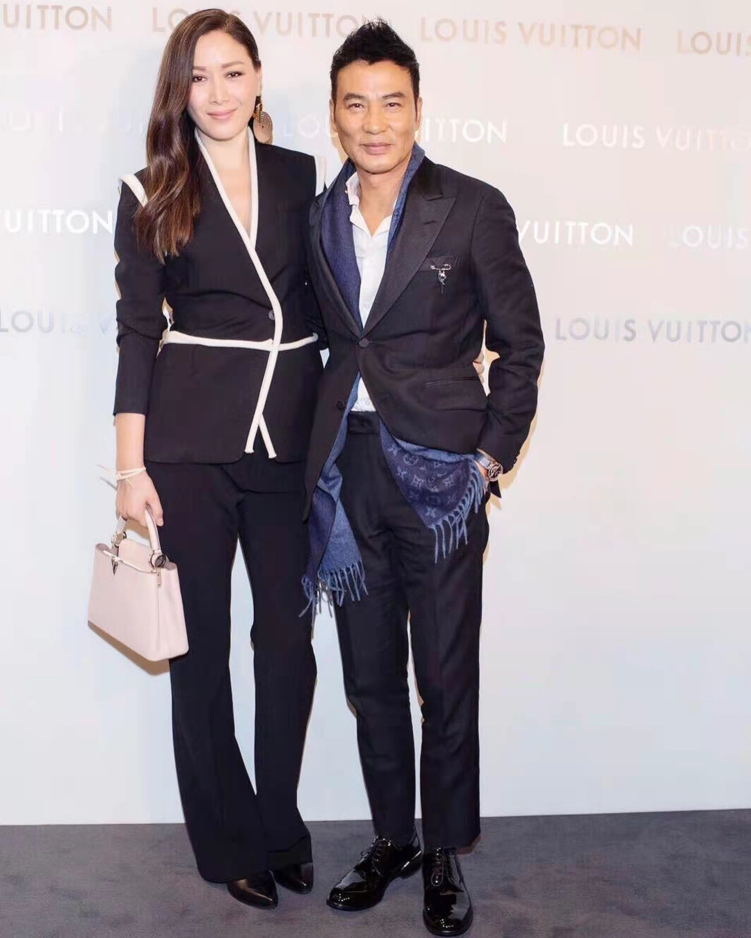 贺影帝爸爸67岁生日在!香港星二代晒儿时合照,拥逆天长腿被赞是天生超模休闲区蓝鸢梦想 - Www.slyday.coM 贺影帝爸爸67岁生日在!香港星二代晒儿时合照,拥逆天长腿被赞是天生超模休闲区蓝鸢梦想 - Www.slyday.coM