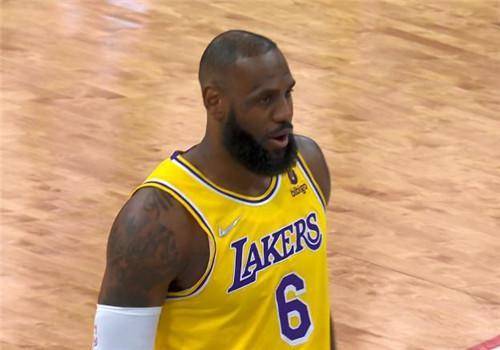 里程碑!詹姆斯生涯得分超越马龙,升至NBA历史第二位休闲区蓝鸢梦想 - Www.slyday.coM 里程碑!詹姆斯生涯得分超越马龙,升至NBA历史第二位休闲区蓝鸢梦想 - Www.slyday.coM