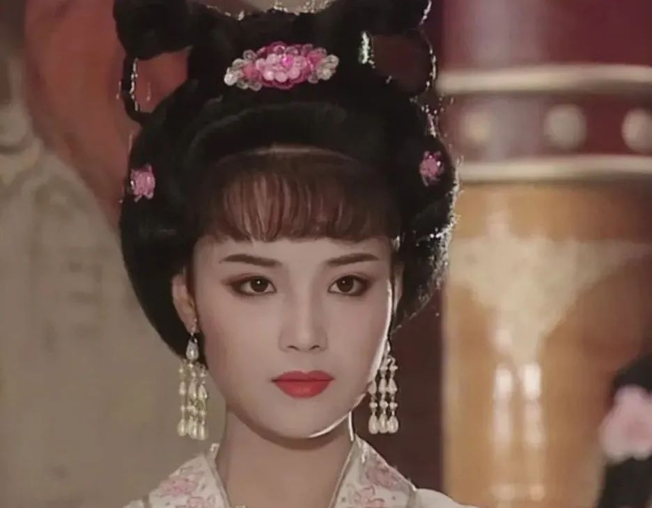 柔情似水、眉眼如画，这7位女星一眼不惊艳，却直击中国人的审美