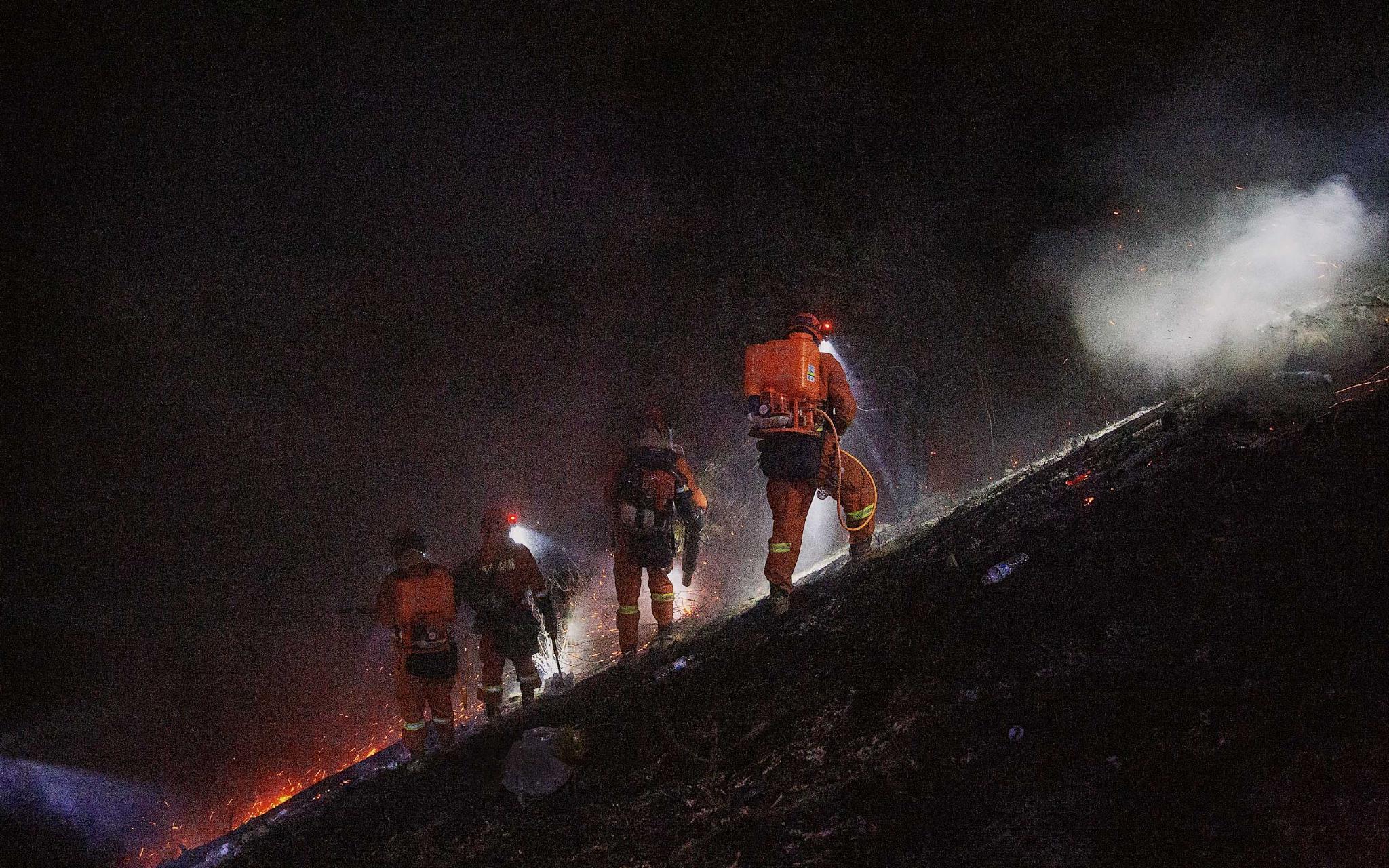 新闻8点见丨东航一架载有132人客机在广西梧州坠毁休闲区蓝鸢梦想 - Www.slyday.coM 新闻8点见丨东航一架载有132人客机在广西梧州坠毁休闲区蓝鸢梦想 - Www.slyday.coM