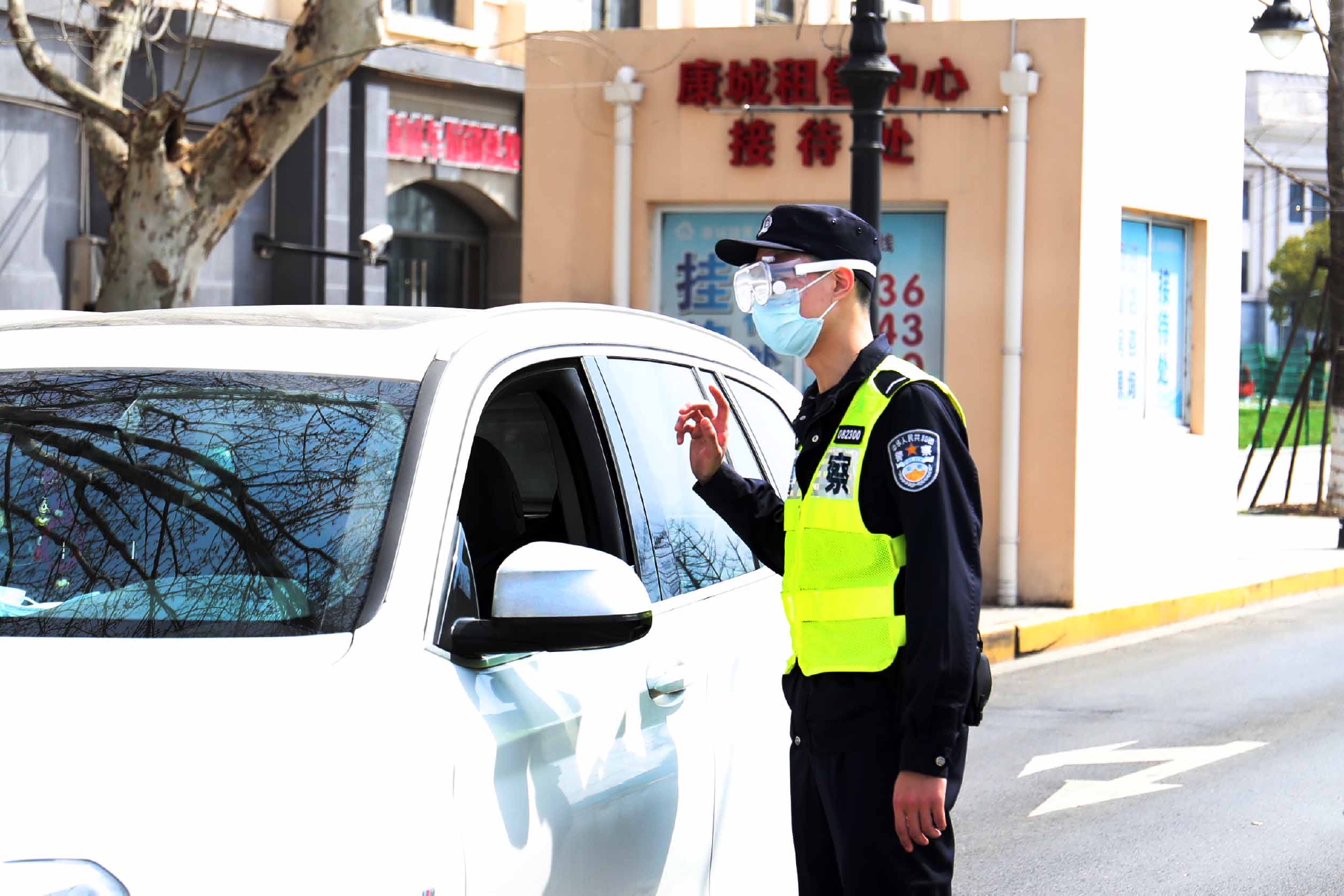 图说│4万人的特大型社区封闭筛查如何运作?上海康城多方合力破解抗疫“新题型”休闲区蓝鸢梦想 - Www.slyday.coM 图说│4万人的特大型社区封闭筛查如何运作?上海康城多方合力破解抗疫“新题型”休闲区蓝鸢梦想 - Www.slyday.coM