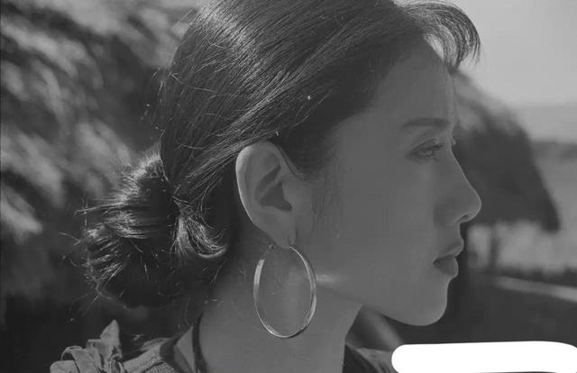 龚俊任嘉伦为失事飞机祈福,杨丽萍经纪人错过MU5735,捡回一条命休闲区蓝鸢梦想 - Www.slyday.coM 龚俊任嘉伦为失事飞机祈福,杨丽萍经纪人错过MU5735,捡回一条命休闲区蓝鸢梦想 - Www.slyday.coM