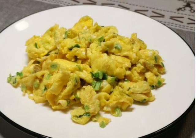 为了寻求刺激,男子潜入女子家中现炒菜偷喝茅台休闲区蓝鸢梦想 - Www.slyday.coM 为了寻求刺激,男子潜入女子家中现炒菜偷喝茅台休闲区蓝鸢梦想 - Www.slyday.coM