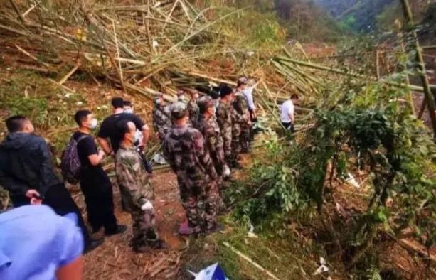 失事航班救援直击:尚未发现机上失联人员 搜寻黑匣子难度较大休闲区蓝鸢梦想 - Www.slyday.coM 失事航班救援直击:尚未发现机上失联人员 搜寻黑匣子难度较大休闲区蓝鸢梦想 - Www.slyday.coM