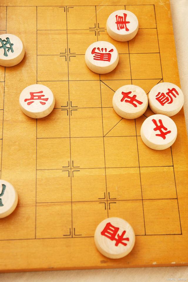 中国象棋排名前十的特大让一车能赢天天象棋业几的棋手?你猜猜 中国象棋排名前十的特大让一车能赢天天象棋业几的棋手?你猜猜