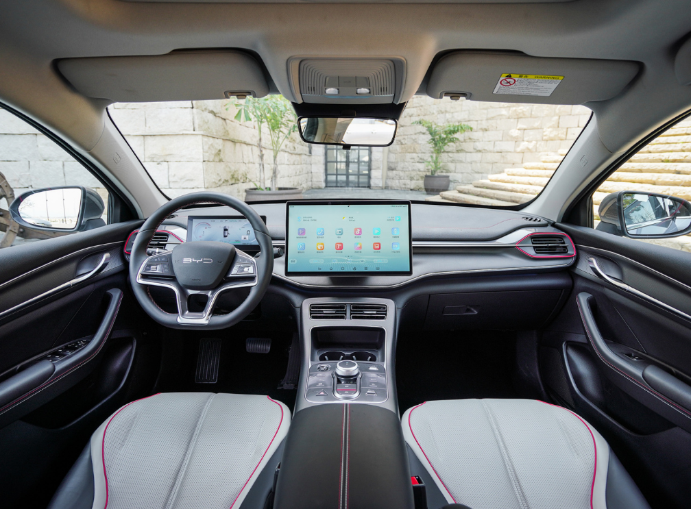 驱逐舰05上市,同样10来万,和比亚迪秦PLUS怎么选?