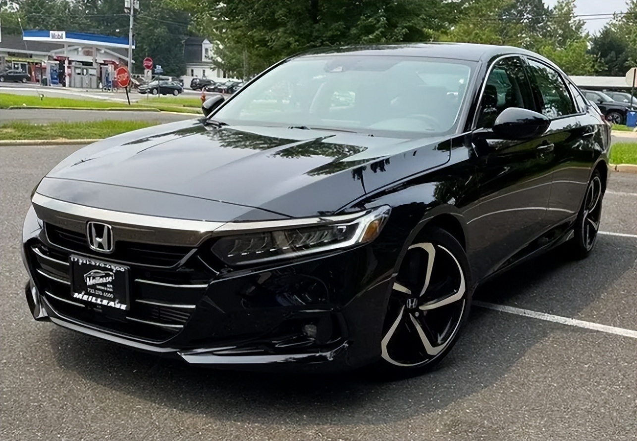 2月B级车销量:帕萨特破万,凯美瑞还不如天籁 2月B级车销量:帕萨特破万,凯美瑞还不如天籁