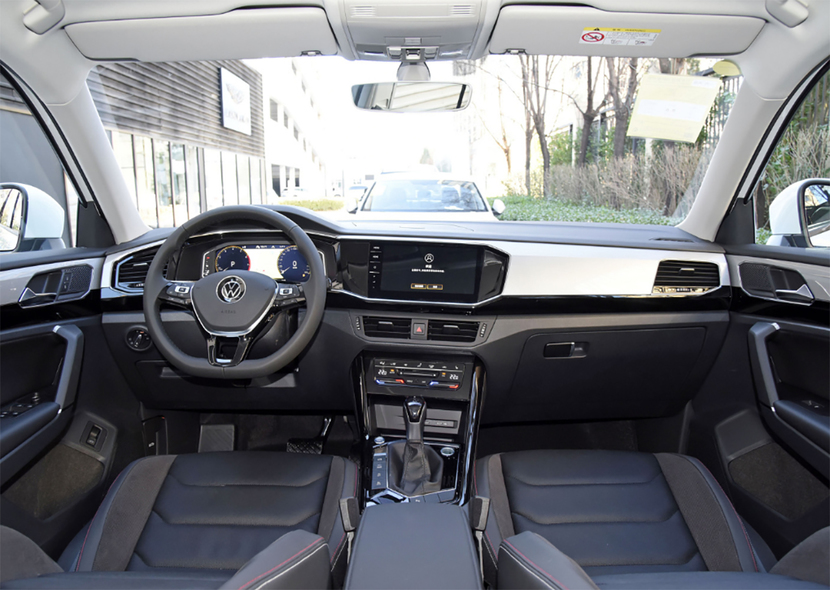 25-30万元买品质家用车 三款主流中型SUV推荐 威飒/途观L/探岳