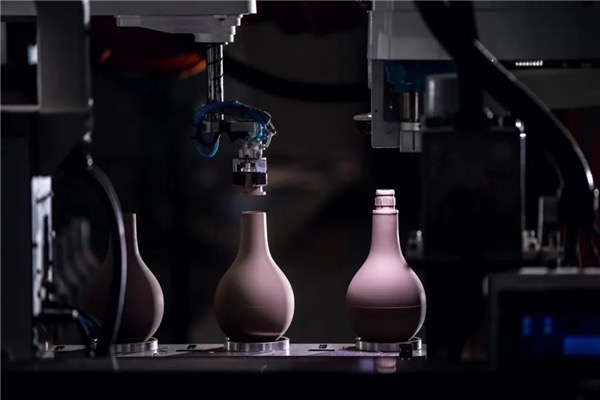 坚守，壮大，长跑！一期二阶段点火，华艺陶瓷赋能郎酒极致品质