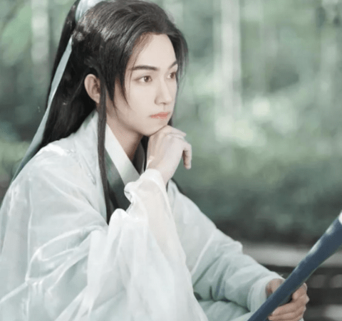 30岁“秃头大叔”惊天逆袭，被<a href=