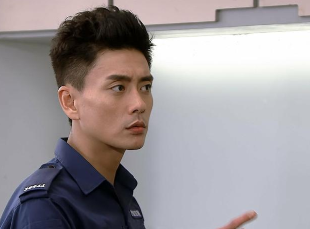 TVB小生也老得快，黄宗泽满脸褶子，林峯出现整容后遗症