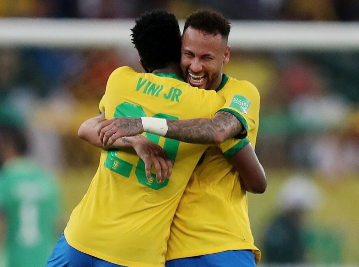 4-0横扫！内马尔点射破门，1亿巨星进球，巴西领先阿根廷7分