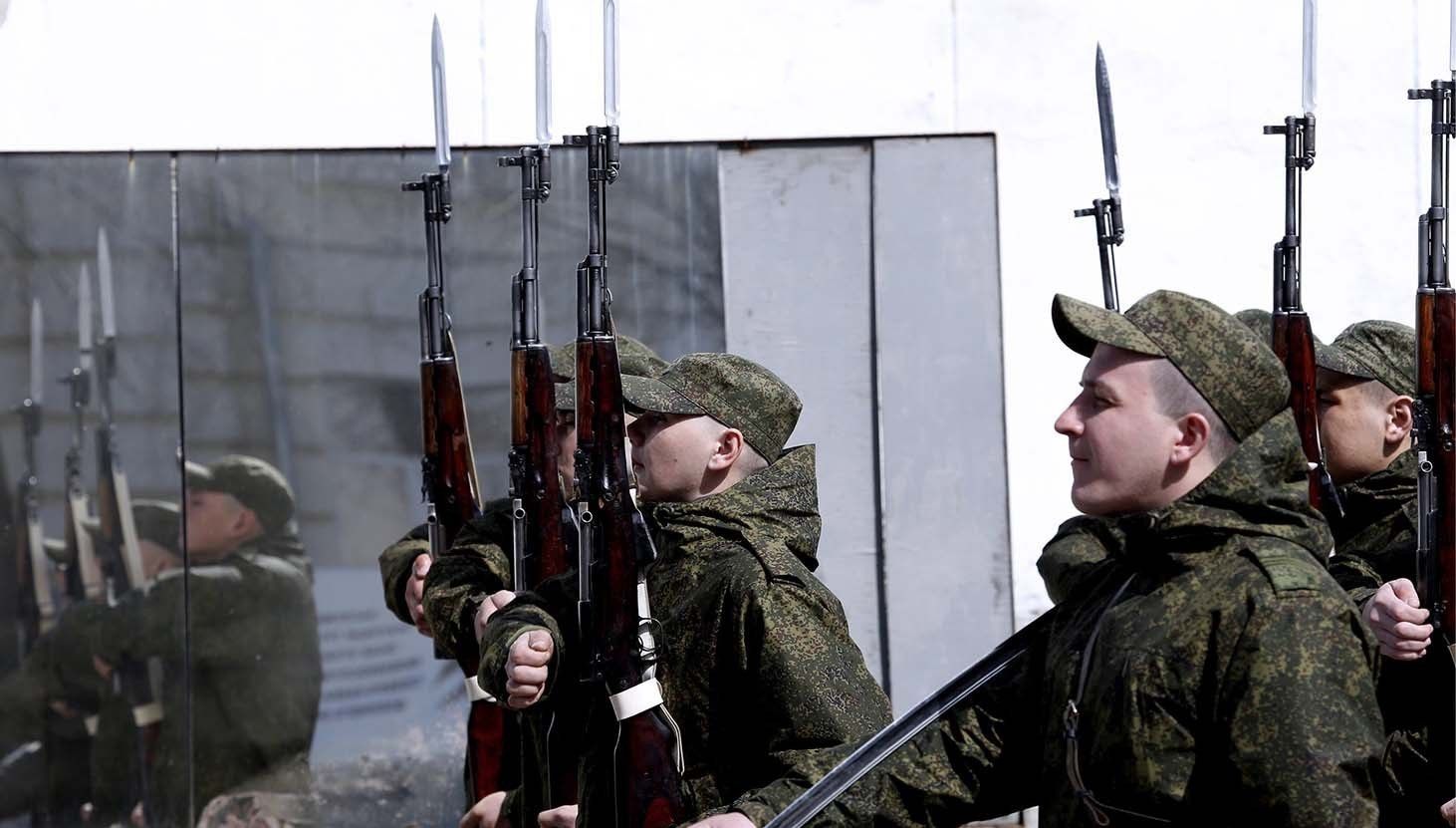 俄军仪仗队用SKS，<a href=