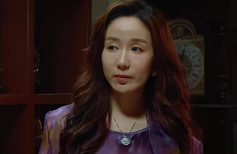 [转载]同龄女星状态差距大！整容、发福、暴瘦、显老，都是颜值“毒药”