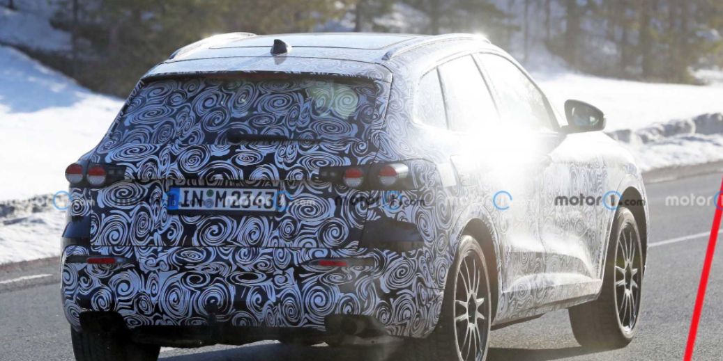 奥迪全新一代Q5谍照曝光!搭2.0T+8AT,和A4同平台打造休闲区蓝鸢梦想 - Www.slyday.coM 奥迪全新一代Q5谍照曝光!搭2.0T+8AT,和A4同平台打造休闲区蓝鸢梦想 - Www.slyday.coM