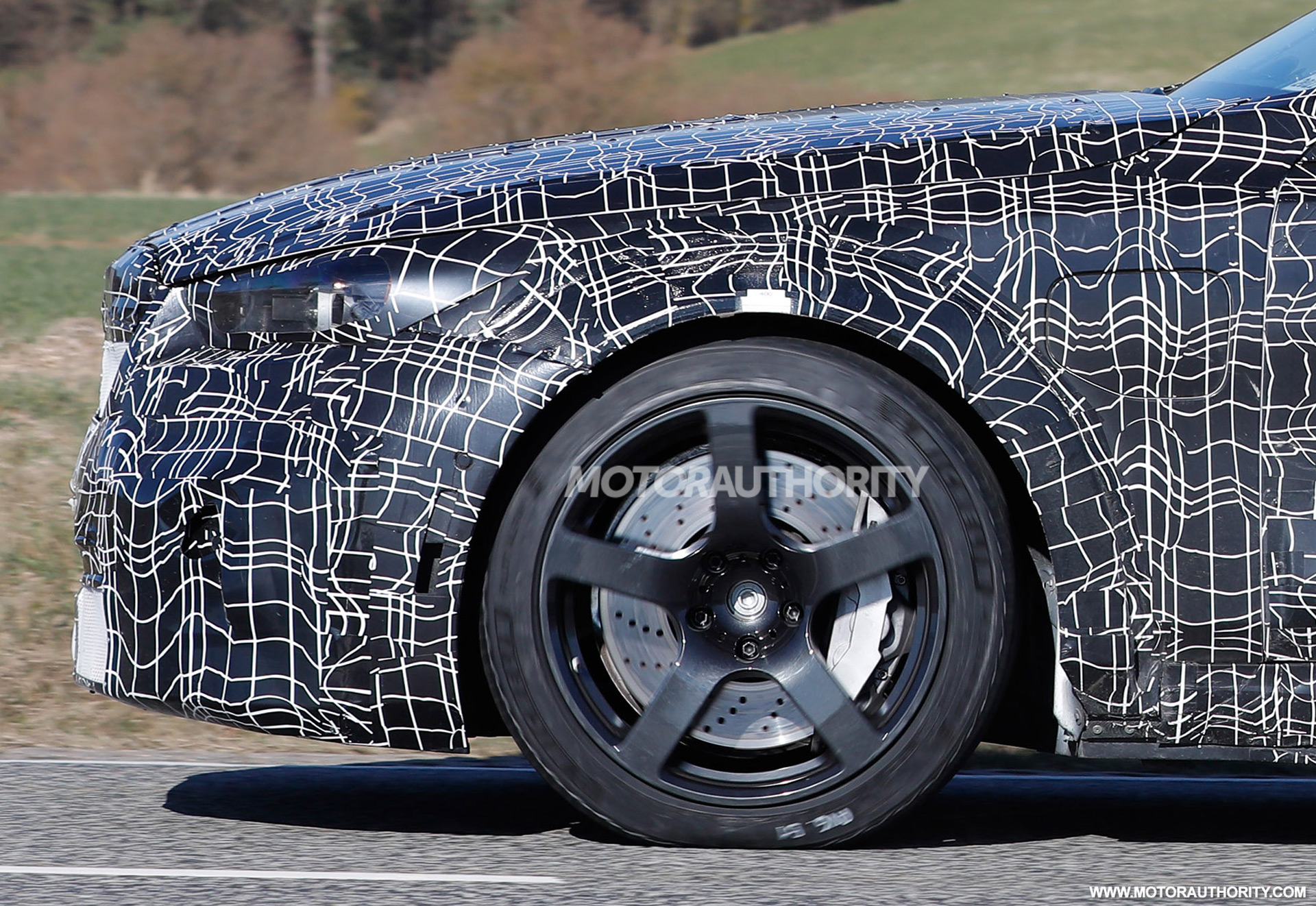 搭插电混动系统 全新BMW M5最新谍照曝光