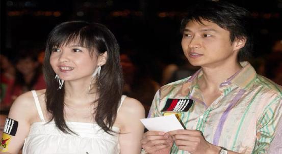 接受开放式婚姻的女星,有的多次无视老公出轨,是大度还是无奈?休闲区蓝鸢梦想 - Www.slyday.coM 接受开放式婚姻的女星,有的多次无视老公出轨,是大度还是无奈?休闲区蓝鸢梦想 - Www.slyday.coM