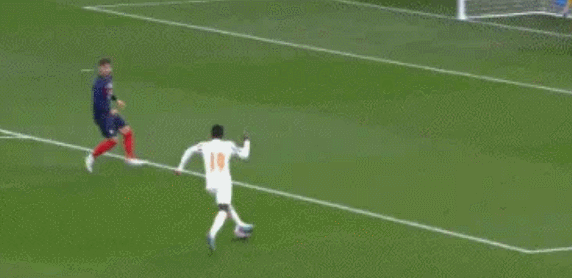 第92分钟绝杀！2-1！世界第3险胜，格列兹曼哑火，姆巴佩没上场