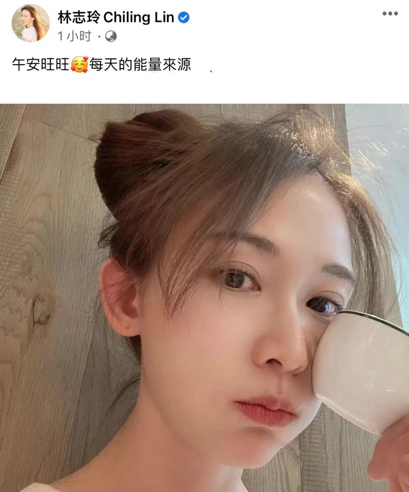 林志玲产子后首露脸,嘟嘴喝酒疑已给娃断母乳,当妈妈后换了新发型