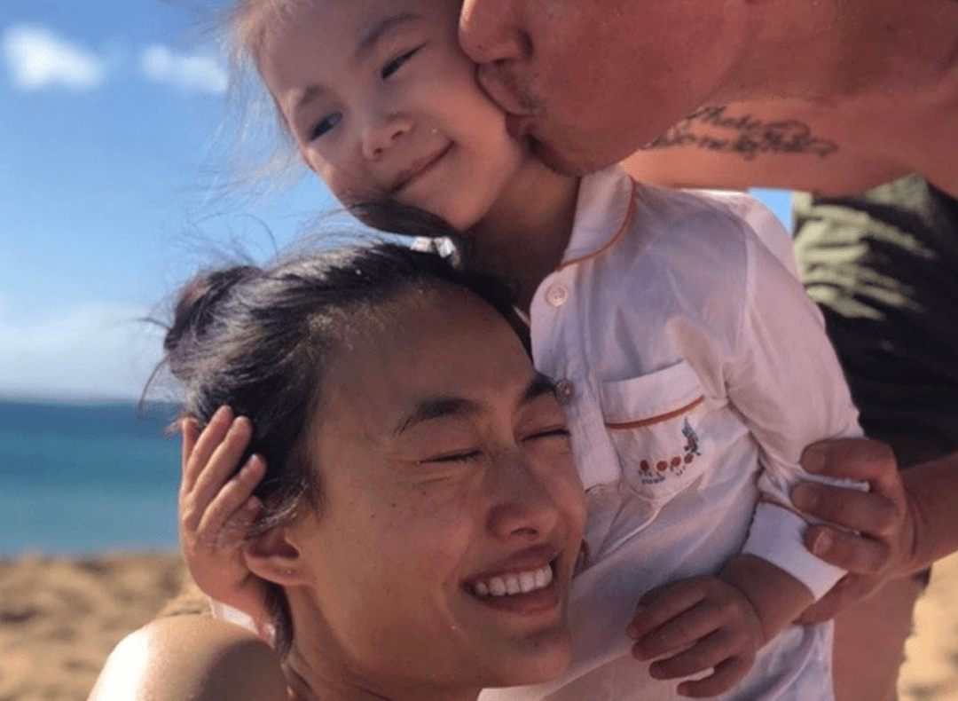 鲜为人知的星二代，个个颜值逆天，却总被父母“藏起来”