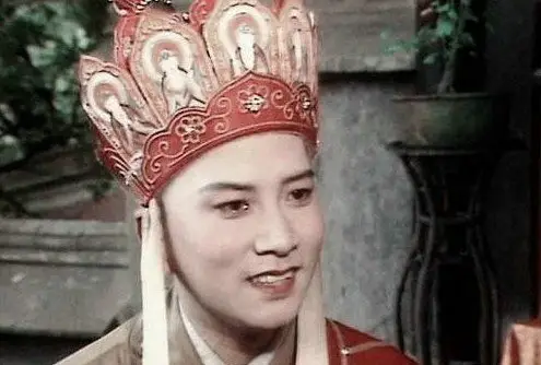 被580亿富婆养了32年的“唐僧”，是“嫁豪门”最典型的例子